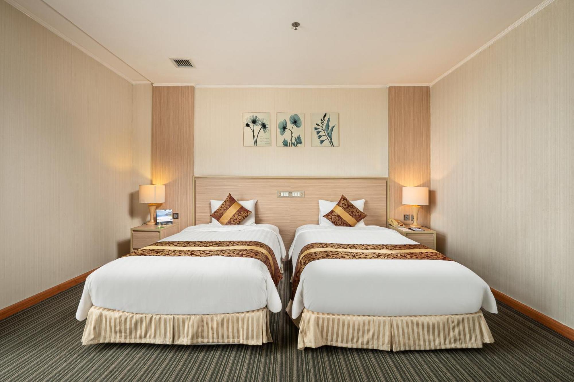 Super Hotel Candle Hanoi Esterno foto