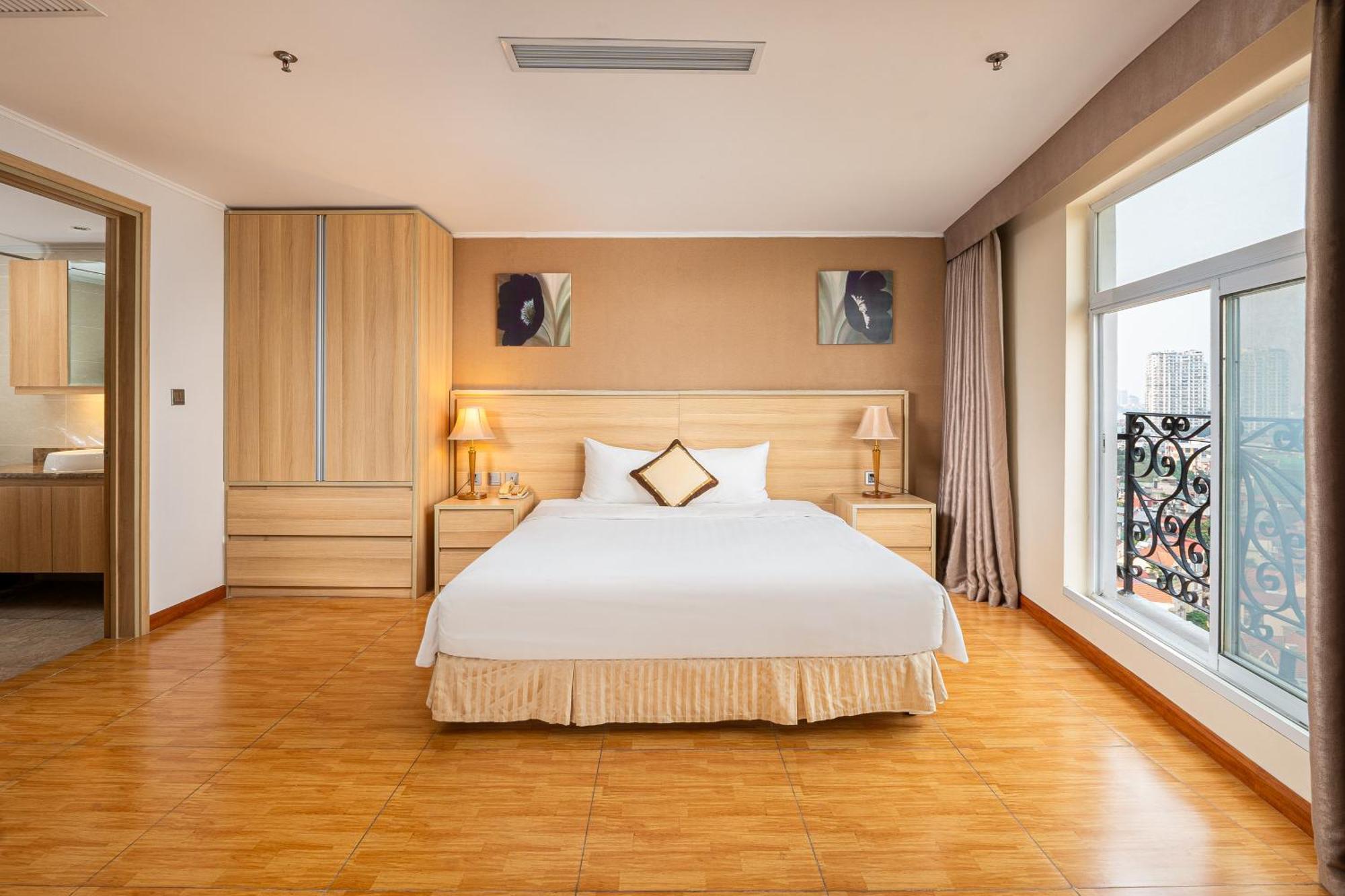 Super Hotel Candle Hanoi Esterno foto